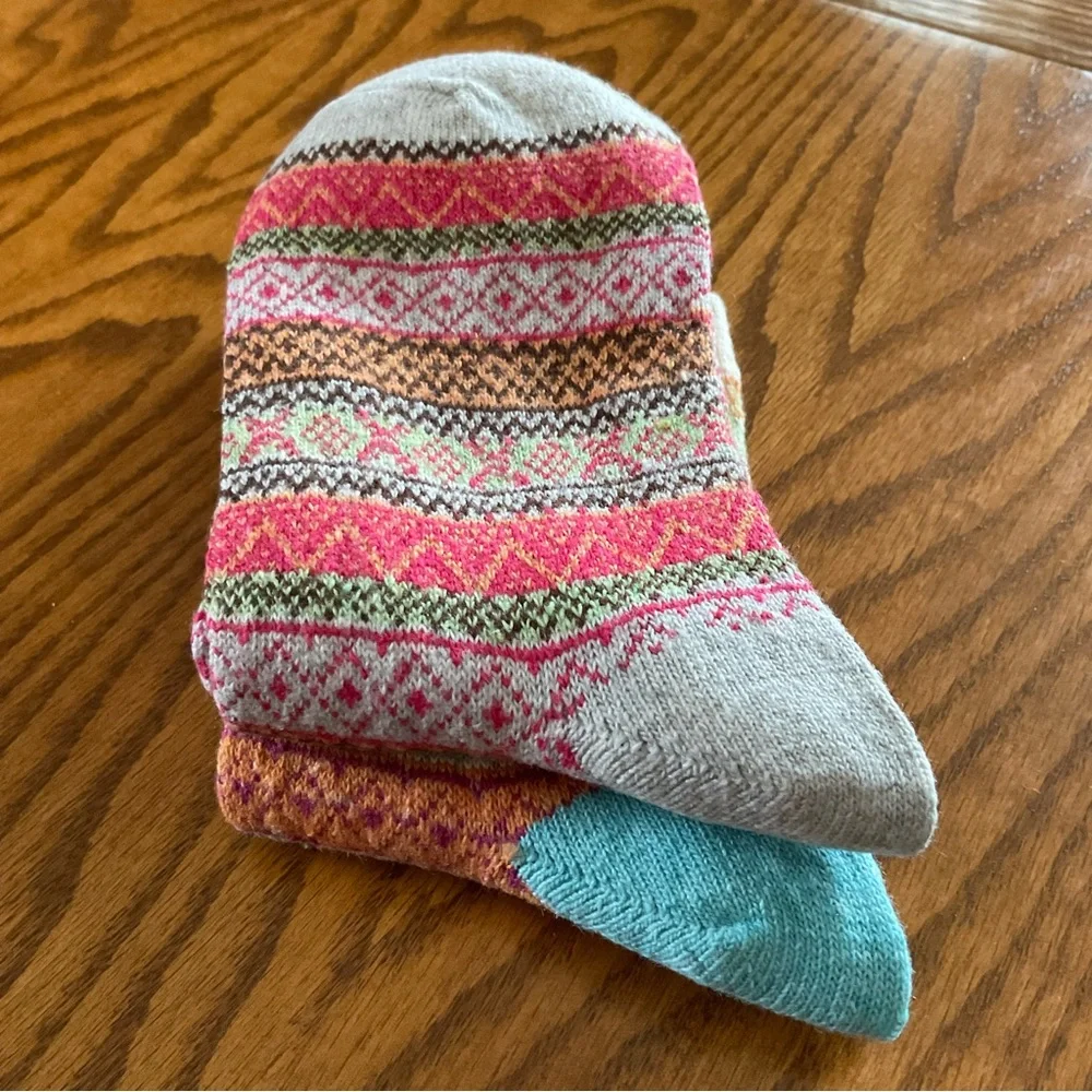 NWOT Women’s Crew Socks - One Size (Pack of 2)
